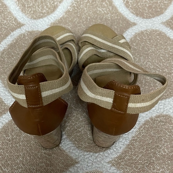 Tan Strap Wedges - Picture 9 of 15